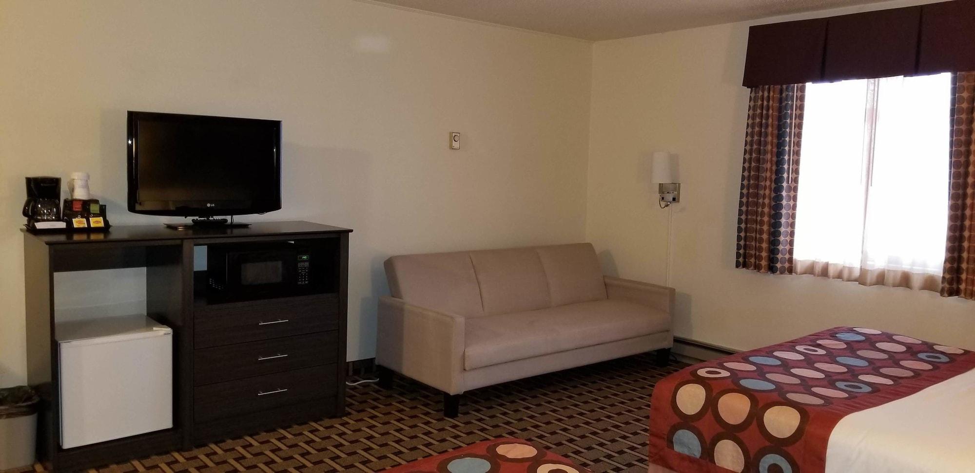 Super 8 By Wyndham Ashland Hotel Екстериор снимка
