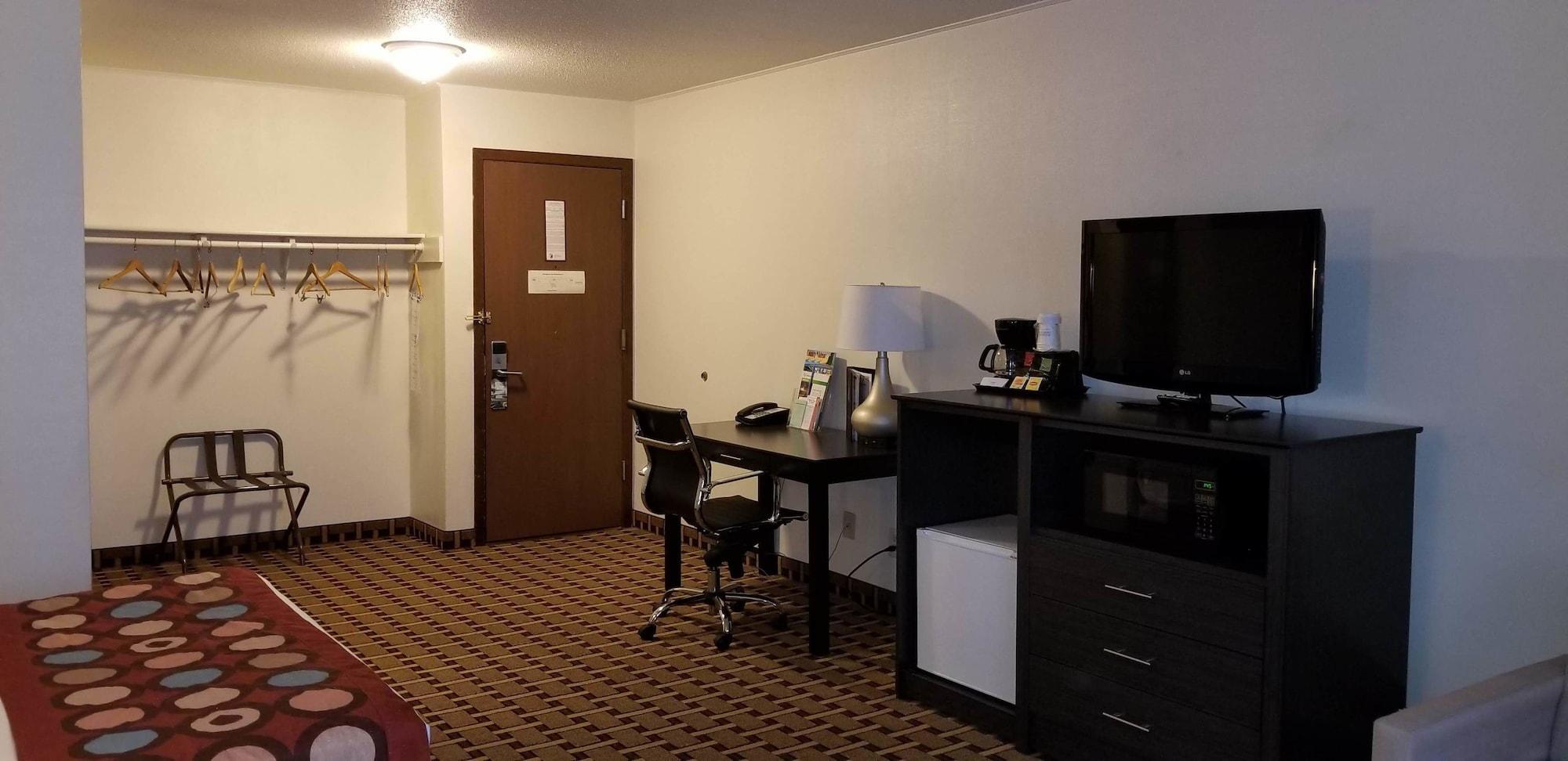 Super 8 By Wyndham Ashland Hotel Екстериор снимка