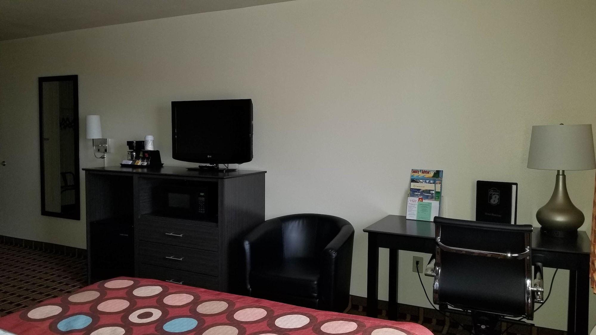 Super 8 By Wyndham Ashland Hotel Екстериор снимка