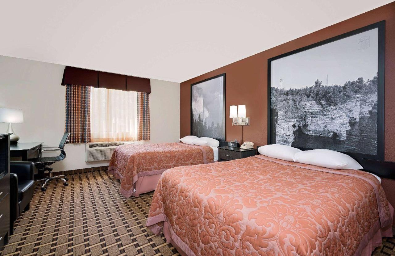 Super 8 By Wyndham Ashland Hotel Екстериор снимка